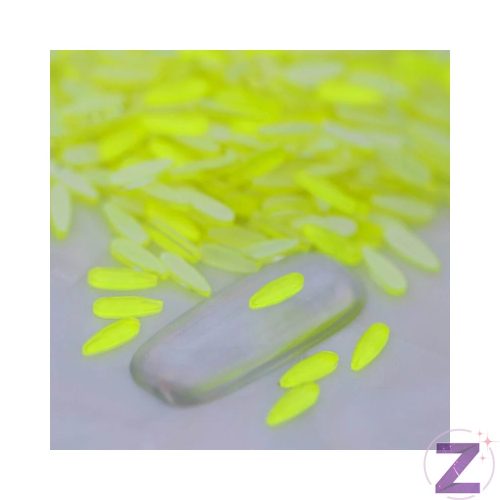Zodiac - Csepp Alakú Formakő Neon Sárga 6x2mm - 12db