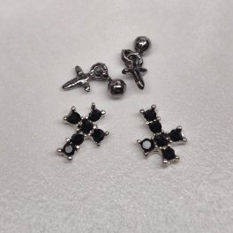   Y2K Retro Goth Charm - 3D Körömdísz  - Fekete Strasszos Kereszt