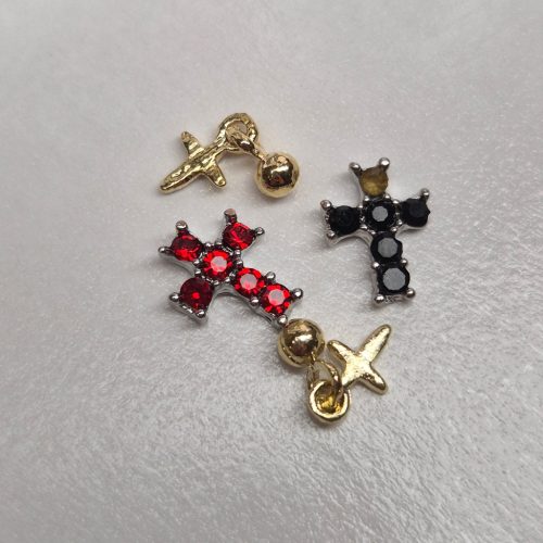 Y2K Retro Goth Charm - 3D Körömdísz  - Piros - Fekete Strasszos Kereszt